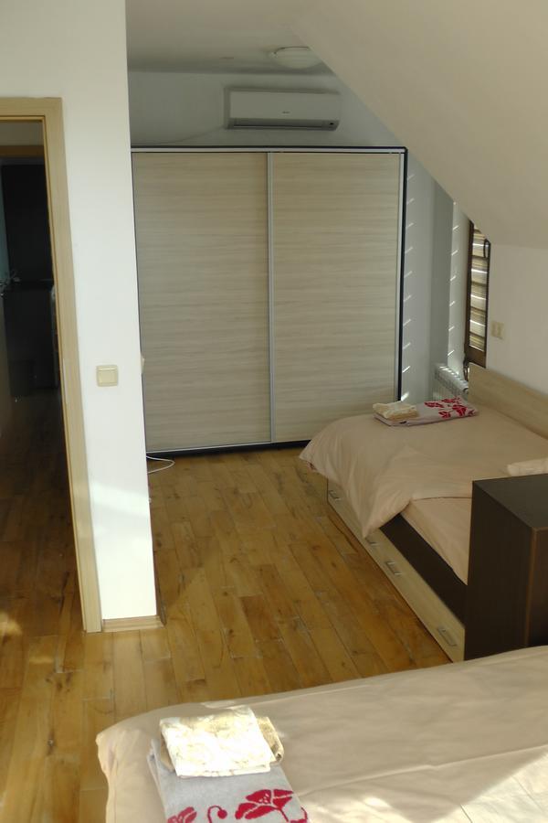 Center , Modern And Quiet Apartament Burgas City